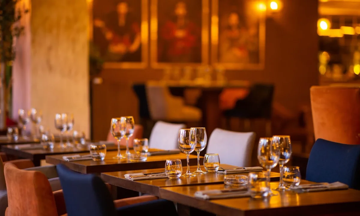 Salle du restaurant Koya Marrakech, décor luxueux